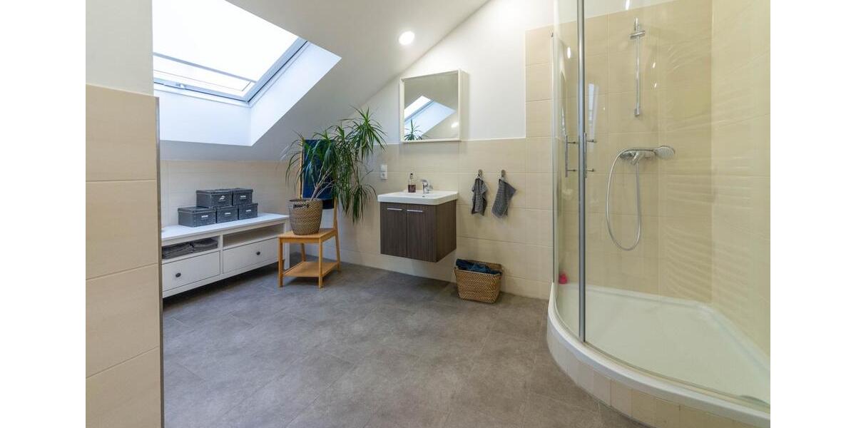 Etagenwohnung Hilgert - 2 Zimmer, 120 m&sup2;, 990&euro; | Angebot:25883273