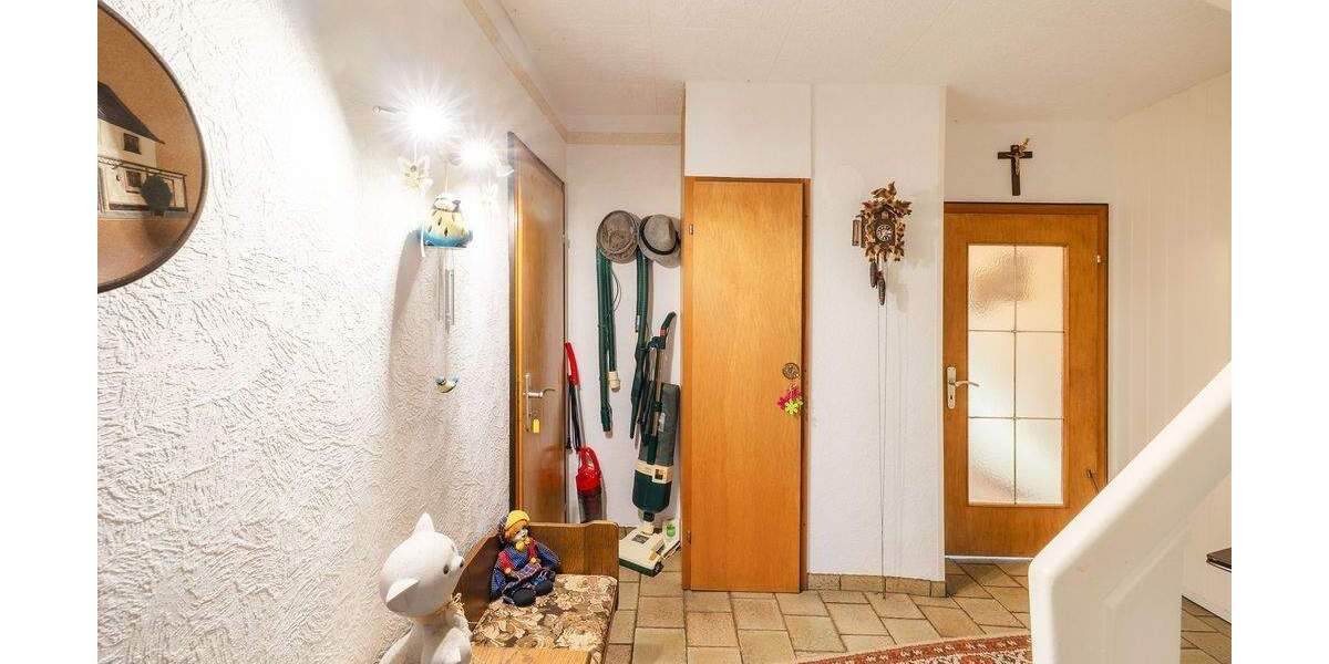 Einfamilienhaus Hausen (Wied) Marienhof - 6 Zimmer, 128 m&sup2;, 215.000&euro; | Angebot:25665283