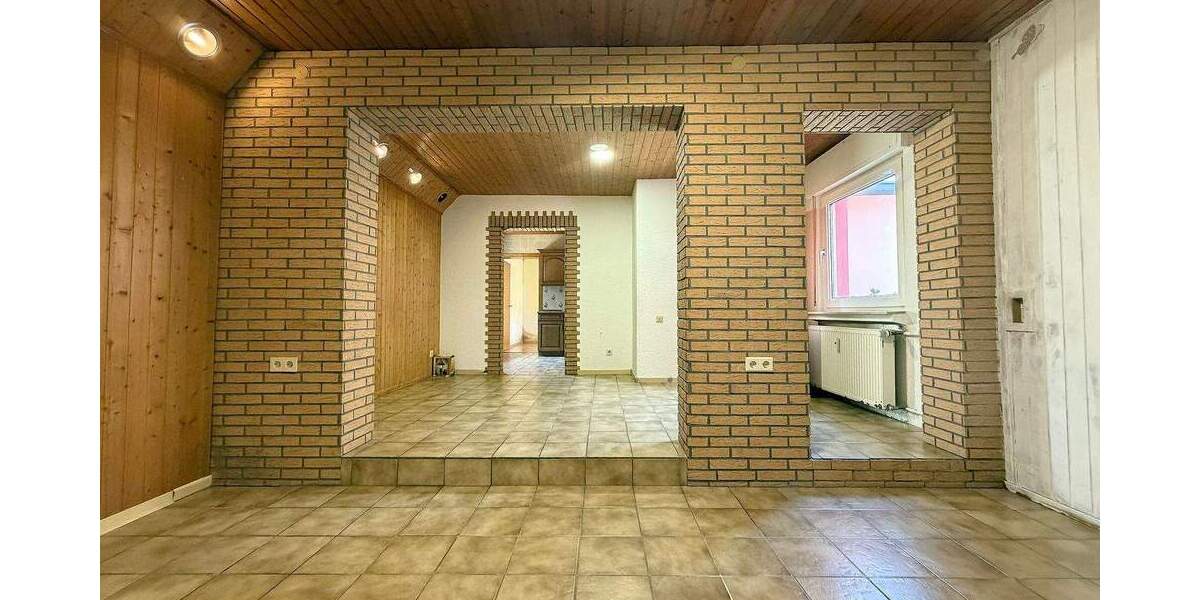 Einfamilienhaus Mendig - 4 Zimmer, 135 m&sup2;, 200.000&euro; | Angebot:25747875