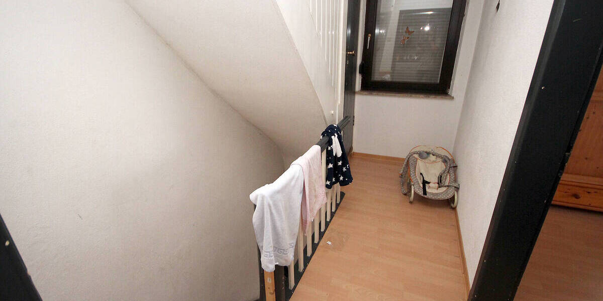 Mehrfamilienhaus, Wohnhaus Langenfeld - 5 Zimmer, 100 m&sup2;, 69.000&euro; | Angebot:25702339