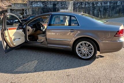 VW Phaeton 239.000 km 11.500 &euro; Monreal 56729