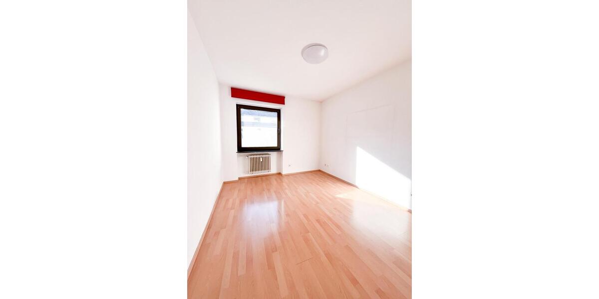 Etagenwohnung Koblenz - 3 Zimmer, 72 m&sup2;, 700&euro; | Angebot:25887970