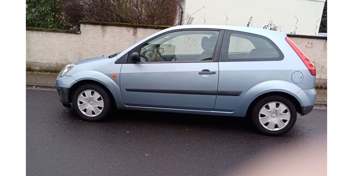 Ford Fiesta 140.812 km 1.100 &euro; Plaidt 56637