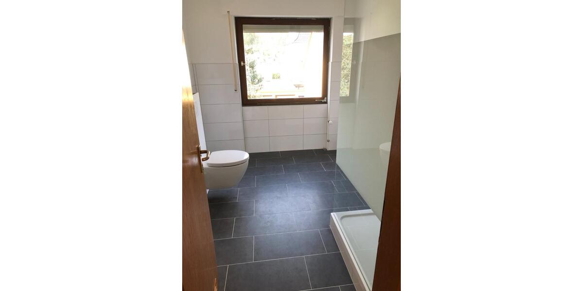 Etagenwohnung Remagen - 3 Zimmer, 91 m&sup2;, 900&euro; | Angebot:24360322