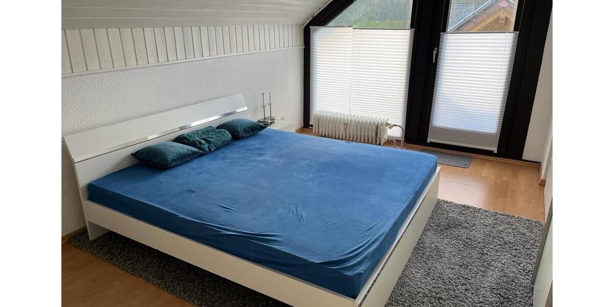 Dachgeschoßwohnung Breitscheid - 3 Zimmer, 92 m&sup2;, 790&euro; | Angebot:25310291