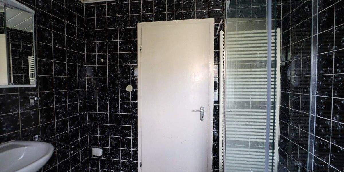 Einfamilienhaus Vettelschoß - 6 Zimmer, 169 m&sup2;, 295.000&euro; | Angebot:25672107