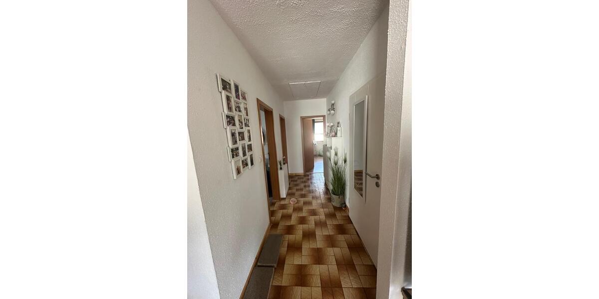 Dachgeschoßwohnung Remagen - 3 Zimmer, 70 m&sup2;, 900&euro; | Angebot:25899507