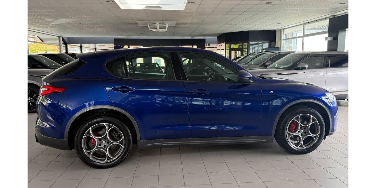 Alfa Romeo Stelvio 94.000 km 25.999 &euro; Wirges 56422