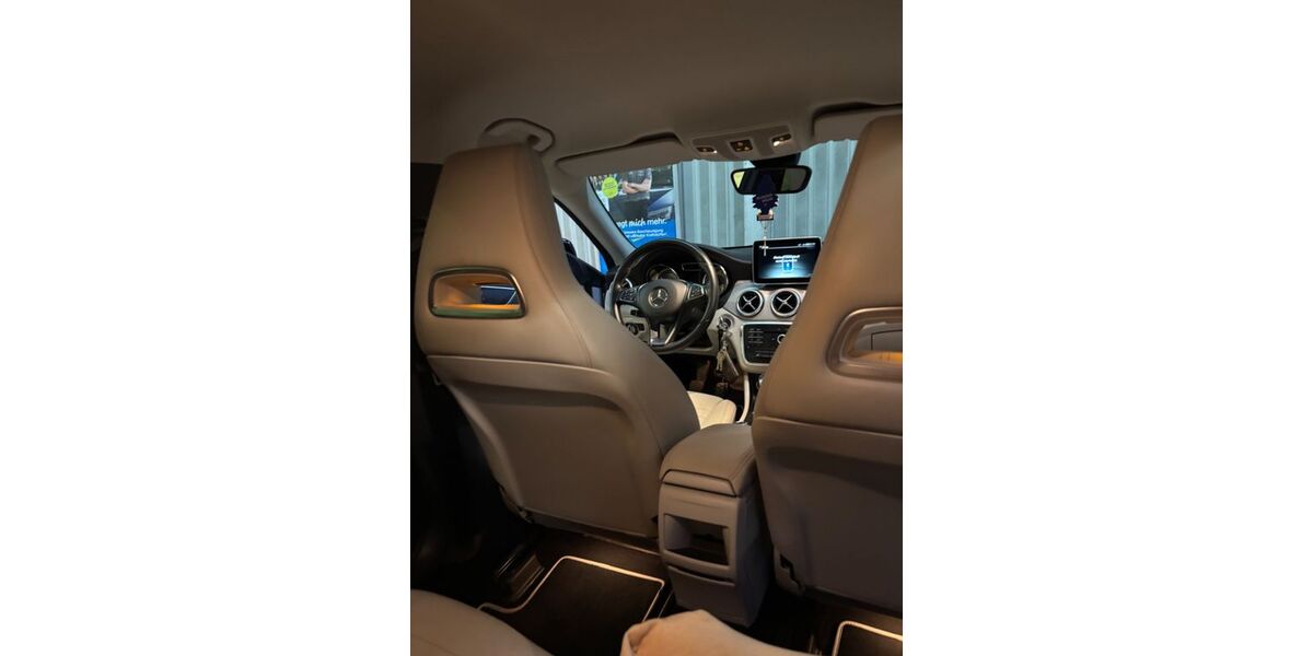 Mercedes-Benz CLA 200 Shooting Brake 113.123 km 15.600 &euro; Koblenz 56073