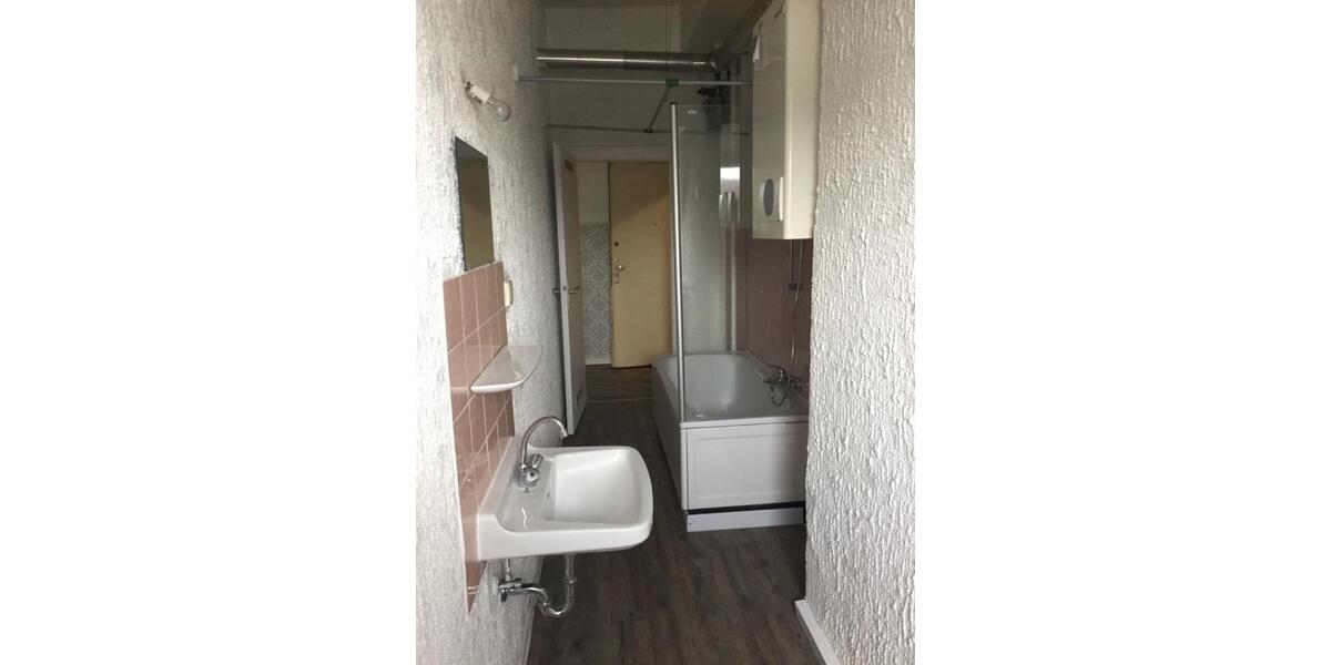 Dachgeschoßwohnung Koblenz Arenberg-Immendorf - 2 Zimmer, 83 m&sup2;, 890&euro; | Angebot:25784257