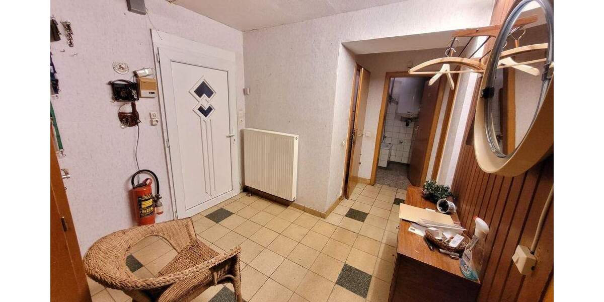 Einfamilienhaus Urbach - 5 Zimmer, 113 m&sup2;, 95.000&euro; | Angebot:25685048