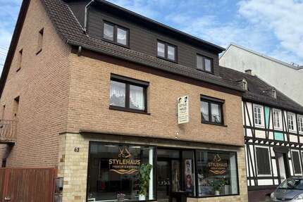 Haus Waldbreitbach Glockscheid - 9 Zimmer, 325 m&sup2;, 419.000&euro; | Angebot:26684445
