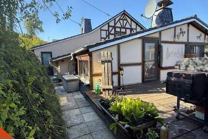 Haus Gackenbach - 4 Zimmer, 193 m&sup2;, 422.000&euro; | Angebot:25779144