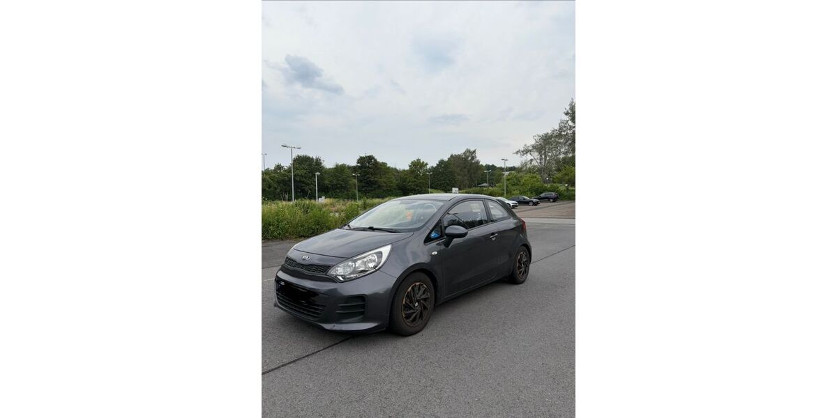 Kia Rio 129.000 km 5.100 &euro; Vallendar 56179