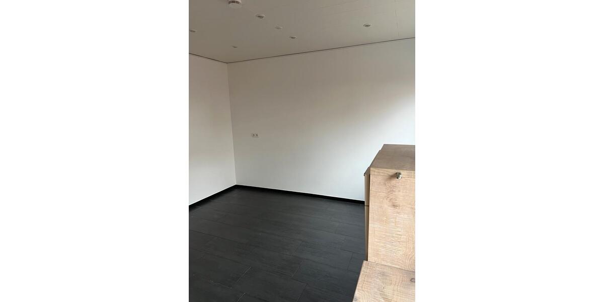 Erdgeschoßwohnung Urmitz - 2 Zimmer, 86 m&sup2;, 1.200&euro; | Angebot:25842192