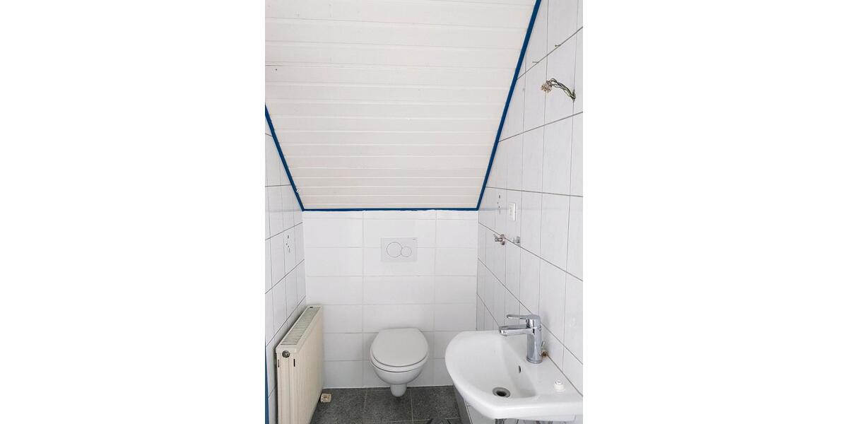 Dachgeschoßwohnung Nauort - 3 Zimmer, 75 m&sup2;, 400&euro; | Angebot:26678207