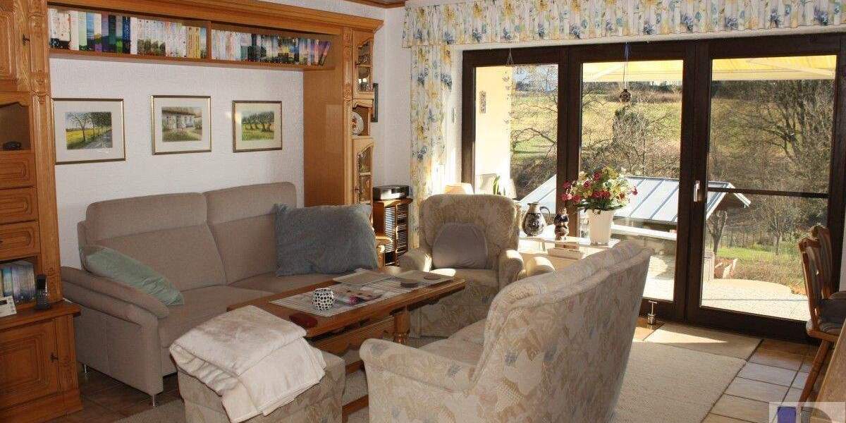 Einfamilienhaus Hümmerich - 6 Zimmer, 190 m&sup2;, 425.000&euro; | Angebot:25695128