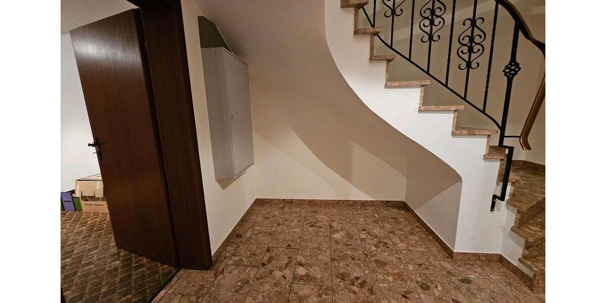 Erdgeschoßwohnung Dieblich - 6 Zimmer, 182 m&sup2;, 1.350&euro; | Angebot:25647040