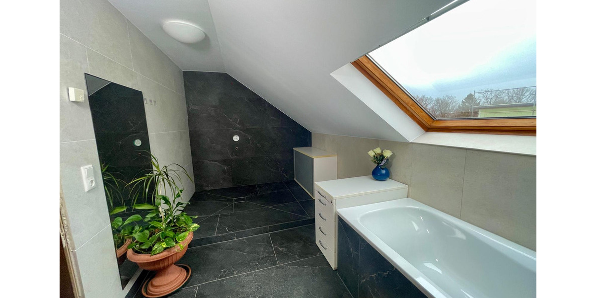 Einfamilienhaus Steimel - 8 Zimmer, 190 m&sup2;, 365.000&euro; | Angebot:25053353