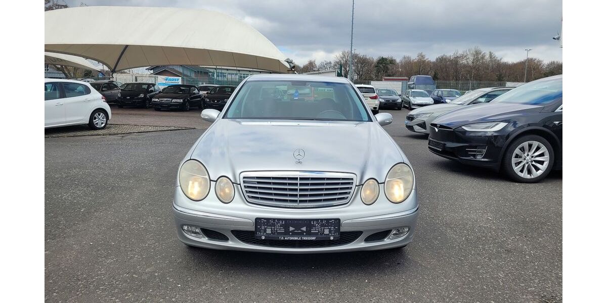 Mercedes-Benz E 240 260.441 km 1.990 &euro; Vettelschoss 53560