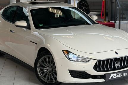 Maserati Ghibli 93.000 km 30.999 &euro; Wirges 56422