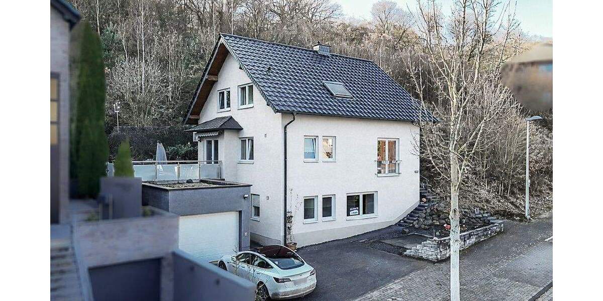 Einfamilienhaus Bad Neuenahr-Ahrweiler Lohrsdorf - 7 Zimmer, 185 m&sup2;, 595.000&euro; | Angebot:25739721