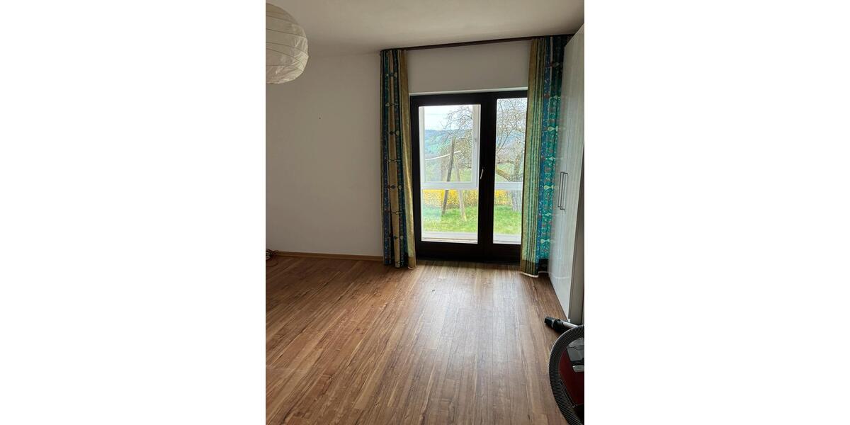 Erdgeschoßwohnung Breitscheid - 3 Zimmer, 109 m&sup2;, 1.000&euro; | Angebot:25977514