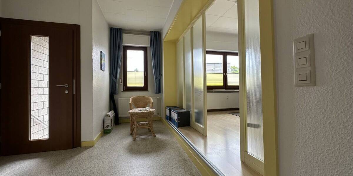 Gewerbeobjekt Puderbach - 2 Zimmer, 32 m&sup2;, 350&euro; | Angebot:25665285