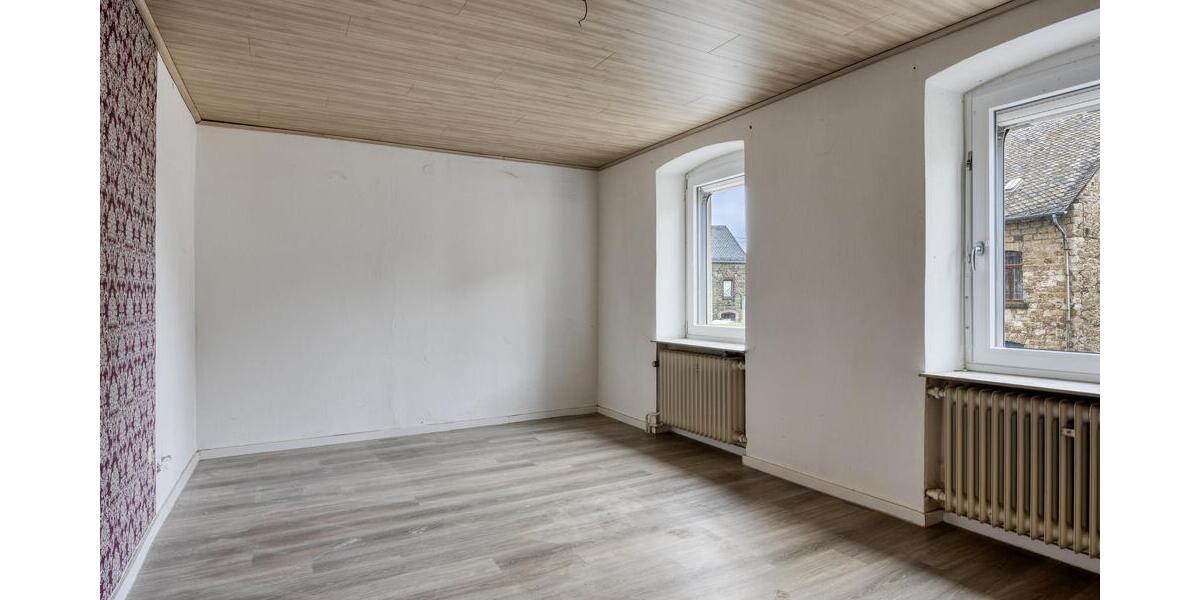 Großes Ein- Zweifamilienhaus + Scheune + Garten - Einfamilienhaus Wirges | Angebot:26926319