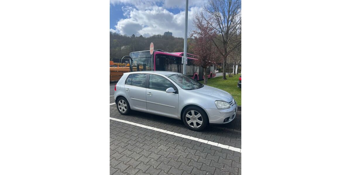 VW Golf 140.950 km 5.800 &euro; Koblenz 56072