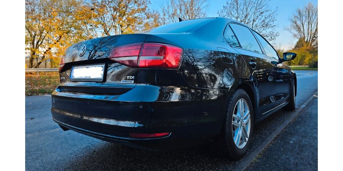 VW Jetta 186.000 km 7.999 &euro; Sankt-Sebastian 56220