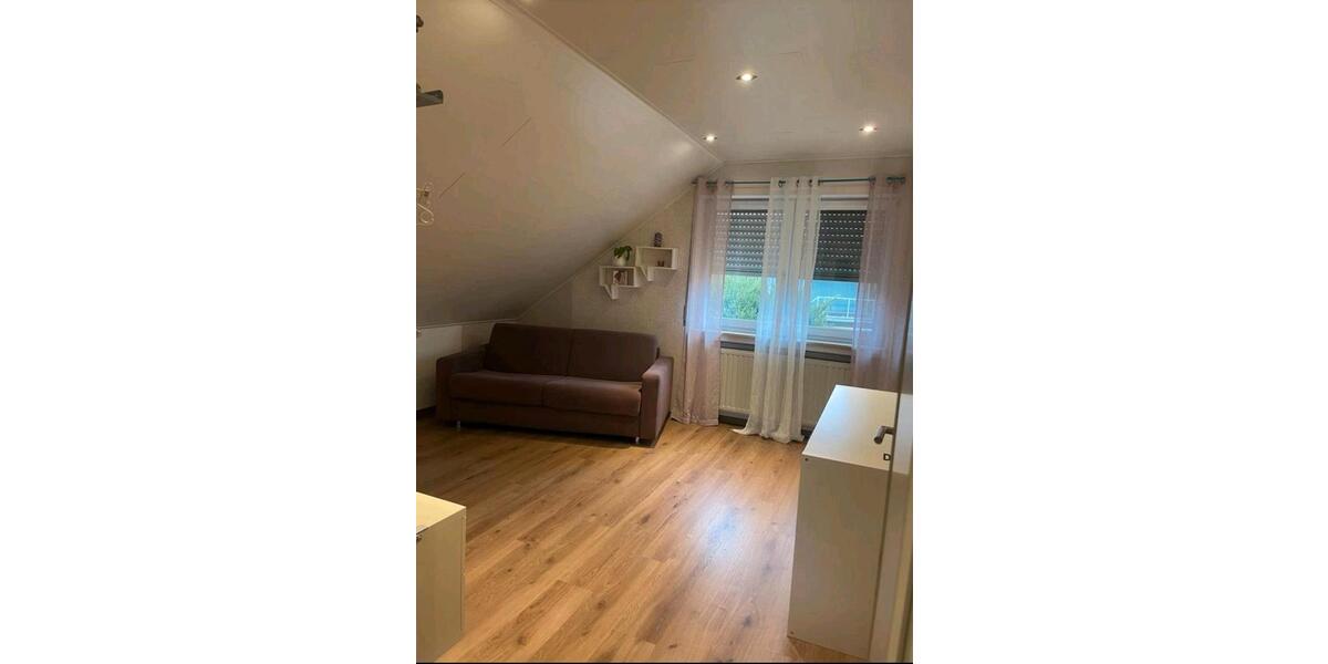 Erdgeschoßwohnung Rengsdorf - 4 Zimmer, 180 m&sup2;, 425.000&euro; | Angebot:25979689