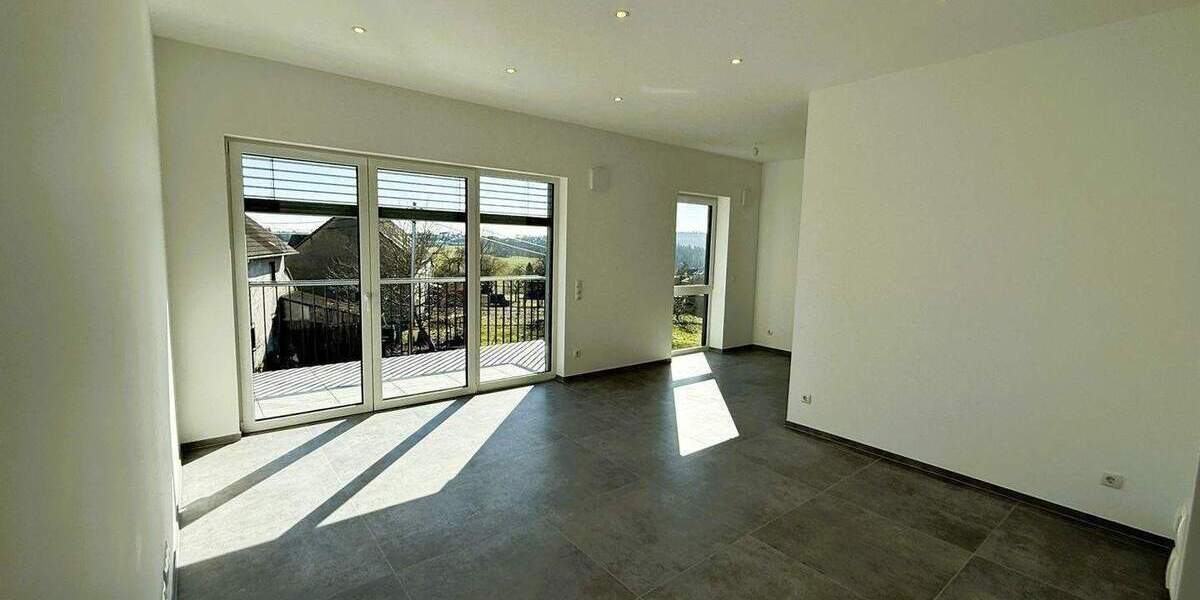 Etagenwohnung Oberhonnefeld-Gierend Oberhonnefeld - 3 Zimmer, 104 m&sup2;, 1.255&euro; | Angebot:25729738