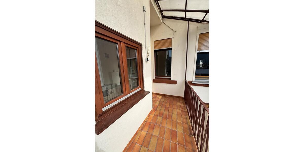 Etagenwohnung Lahnstein - 3 Zimmer, 90 m&sup2;, 850&euro; | Angebot:25868764