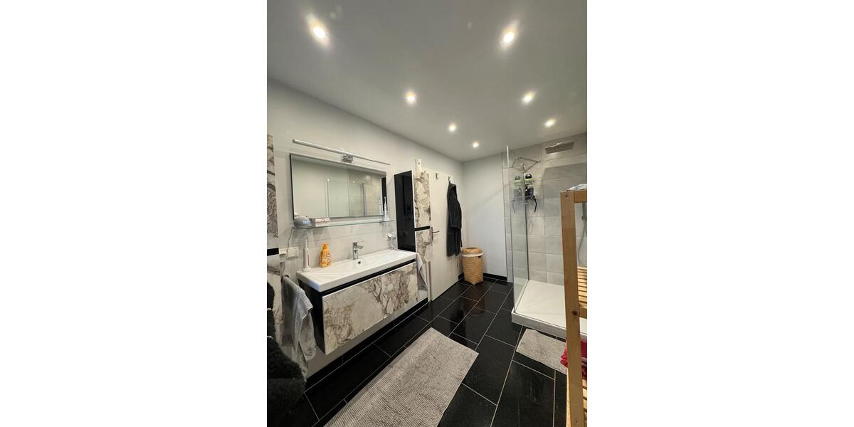 Einfamilienhaus Mayen - 6 Zimmer, 165 m&sup2;, 1.360&euro; | Angebot:24361846