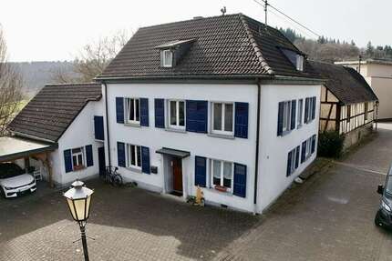 Haus Straßenhaus - 7 Zimmer, 194 m&sup2;, 259.900&euro; | Angebot:25766801