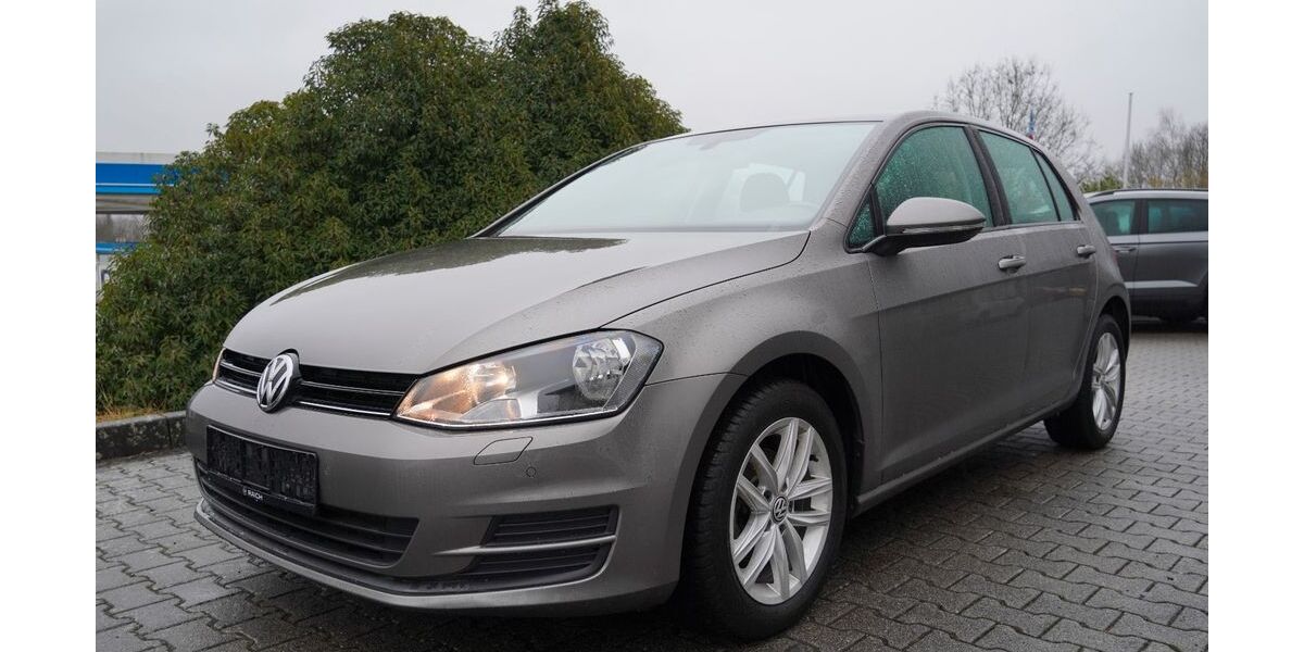 VW Golf 63.744 km 10.999 &euro; Urbach 56317