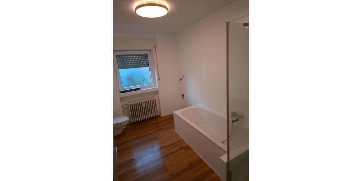 Erdgeschoßwohnung Mayen - 4 Zimmer, 135 m&sup2;, 1.100&euro; | Angebot:25923769