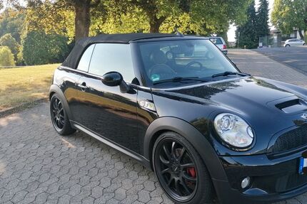 Mini Cooper S Cabrio 83.785 km 9.990 &euro; Nauort 56237