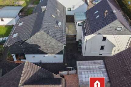 Haus Mündersbach - 10 Zimmer, 260 m&sup2;, 297.000&euro; | Angebot:25510789