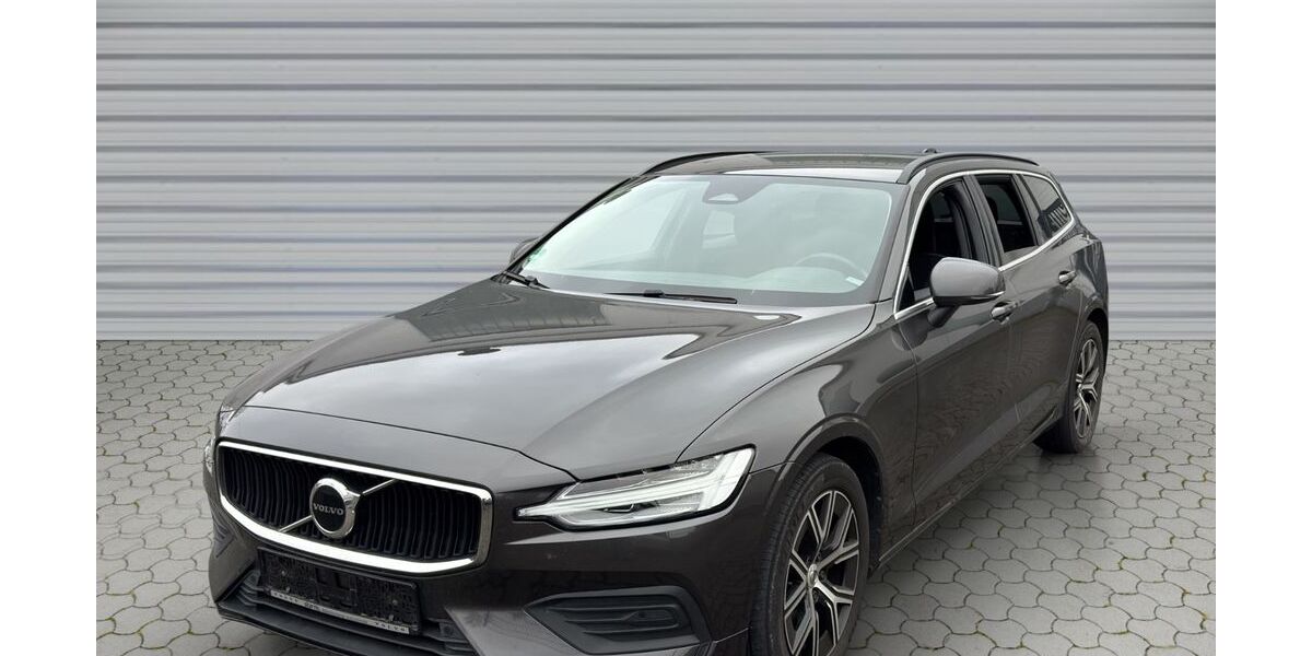 Volvo V60 143.605 km 18.998 &euro; Neitersen 57638