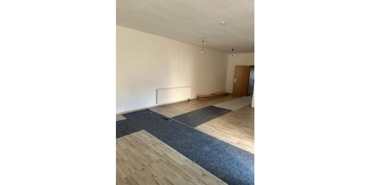 Erdgeschoßwohnung Urmitz - 3 Zimmer, 90 m&sup2;, 700&euro; | Angebot:25271367