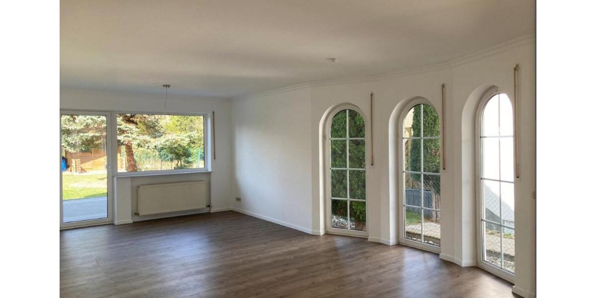 Einfamilienhaus Koblenz Bubenheim - 11 Zimmer, 392 m&sup2;, 1.179.000&euro; | Angebot:25756939