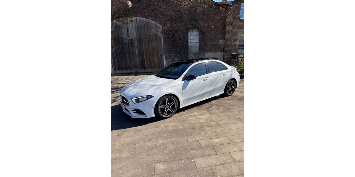 Mercedes-Benz A 200 44.000 km 30.900 &euro; Vettelschoß 53560
