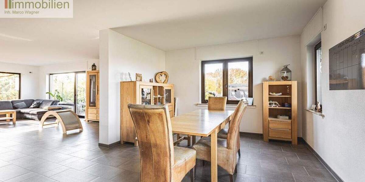 Mehrfamilienhaus, Wohnhaus Breitscheid - 9 Zimmer, 200 m&sup2;, 725.000&euro; | Angebot:25690720