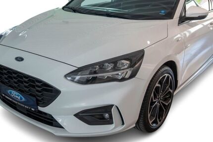 Ford Focus 90.825 km 15.980 &euro; Braubach 56338