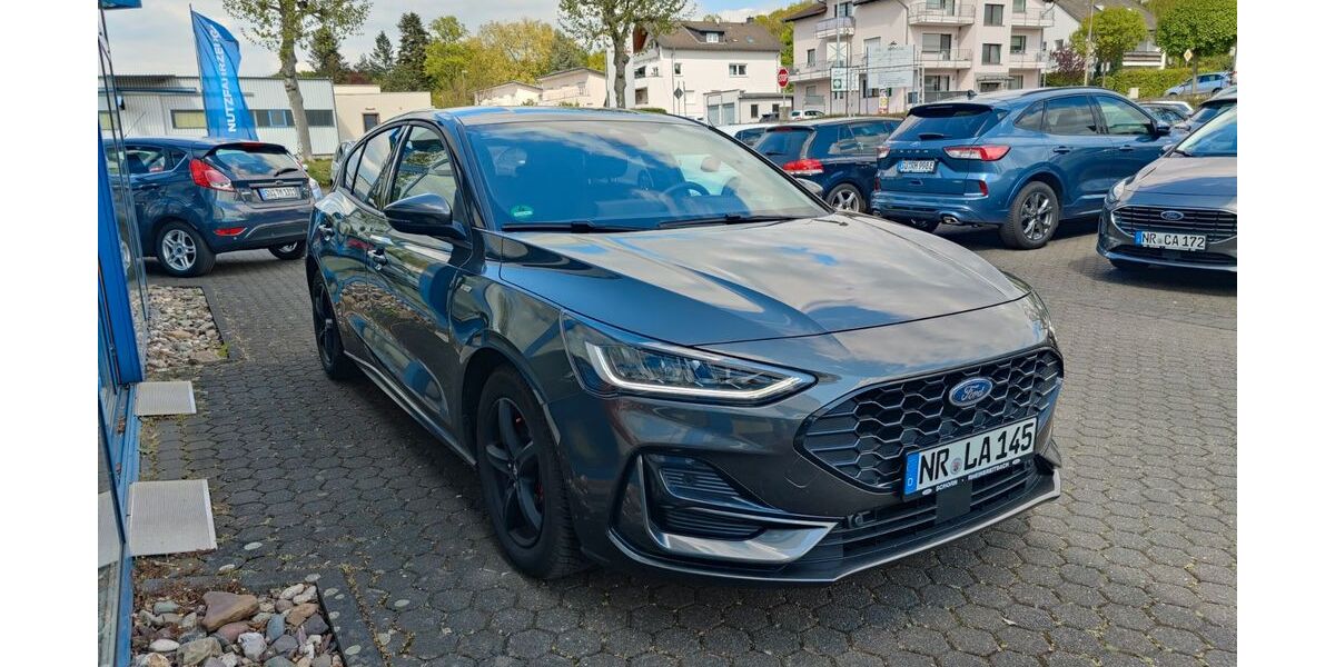 Ford Focus 30.200 km 24.990 &euro; Rheinbreitbach 53619