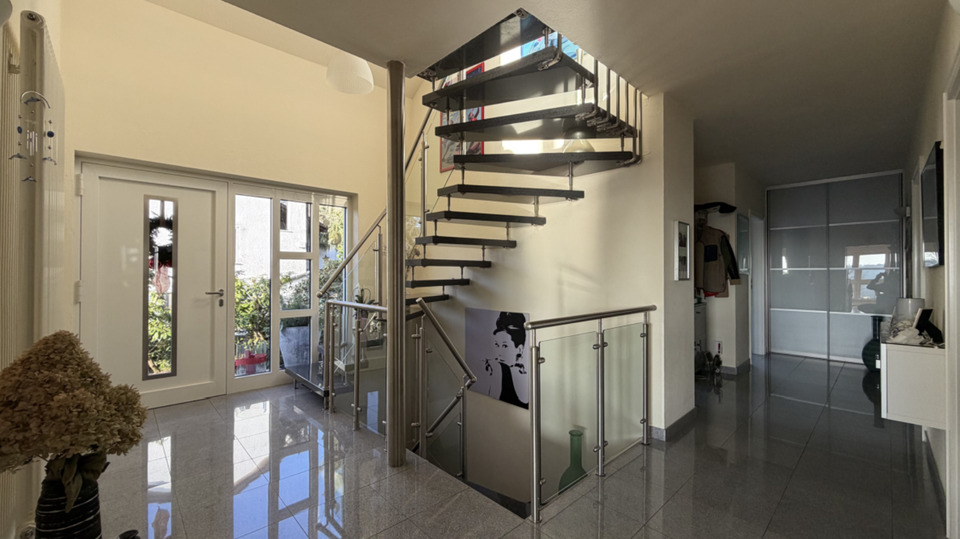 Einfamilienhaus Höhr-Grenzhausen Grenzhausen - 8 Zimmer, 305 m&sup2;, 868.000&euro; | Angebot:25382741