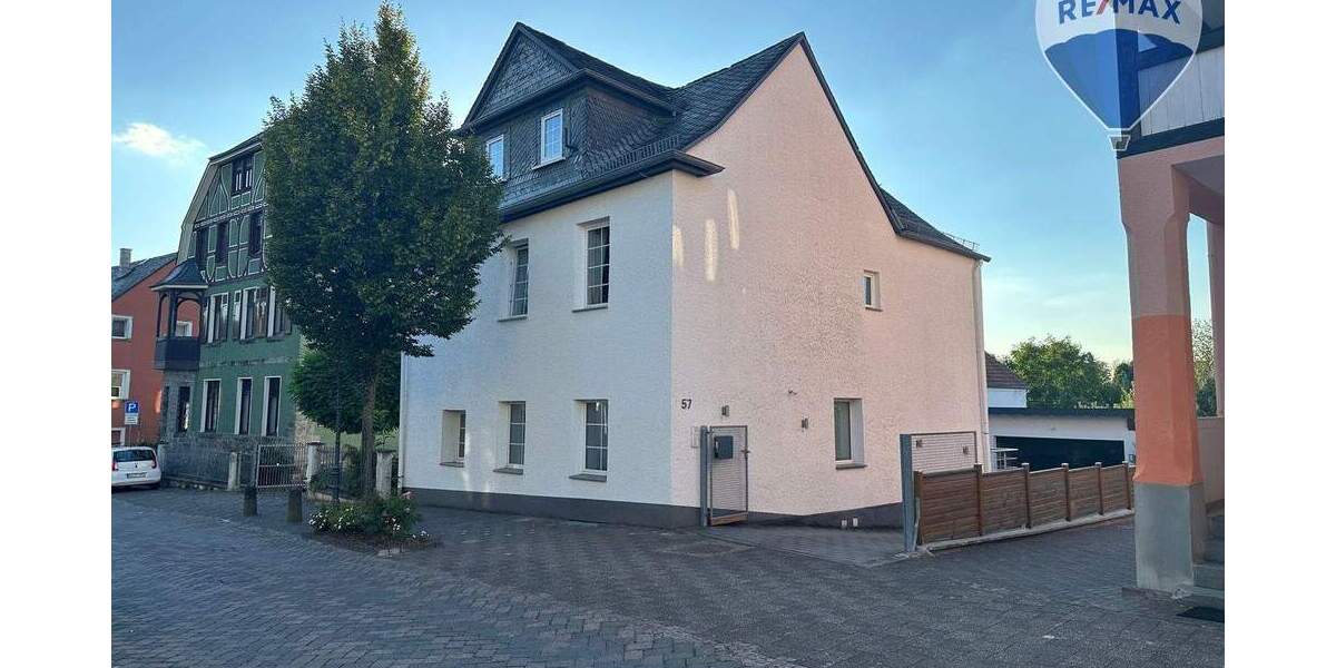 Einfamilienhaus Höhr-Grenzhausen Grenzhausen - 9 Zimmer, 225 m&sup2;, 459.000&euro; | Angebot:25664423