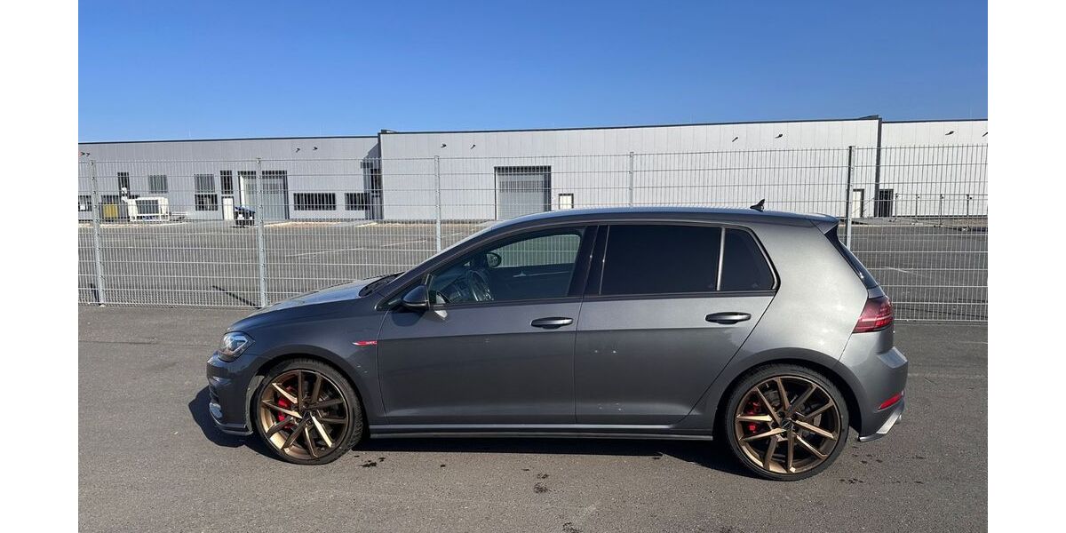 VW Golf 56.000 km 22.550 &euro; Neuwied 56564